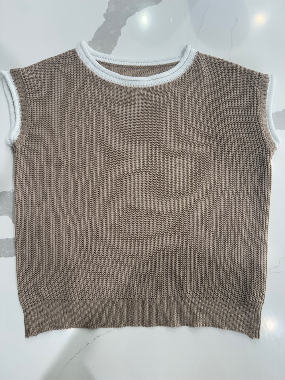 Women’s Sleeveless Knit Sweater Vest in Taupe with White Trim